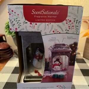 SCENTSATIONALS SNOWMAN LANTERN SCENTSY WAX WARMER LIMITED EDITION NIB